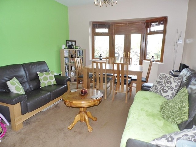  Image of 4 bedroom Detached house for sale in Park Avenue Purbrook Waterlooville PO7 at Park Avenue Widley Waterlooville, PO7 5DN