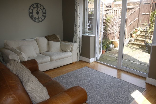  Image of 4 bedroom Detached house to rent in Ashford Road Weavering Maidstone ME14 at Weavering Street  Maidstone, ME14 4AA