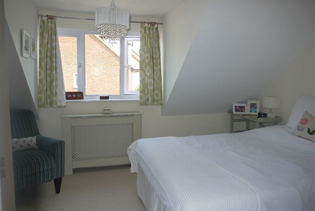  Image of 4 bedroom Detached house to rent in Ashford Road Weavering Maidstone ME14 at Weavering Street  Maidstone, ME14 4AA