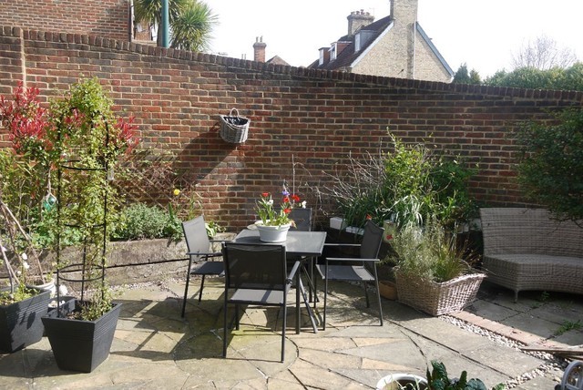  Image of 4 bedroom Detached house to rent in Ashford Road Weavering Maidstone ME14 at Weavering Street  Maidstone, ME14 4AA