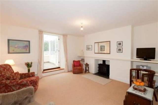  Image of 2 bedroom Flat to rent in Chyandour Cliff Penzance TR18 at Penzance, TR18 3LQ