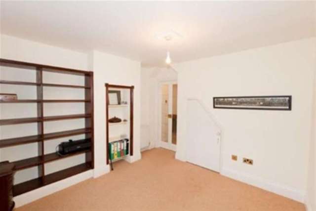  Image of 2 bedroom Flat to rent in Chyandour Cliff Penzance TR18 at Penzance, TR18 3LQ