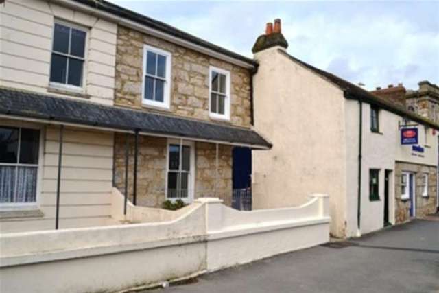  Image of 2 bedroom Flat to rent in Alverton Terrace Penzance TR18 at Penzance, TR18 4JH