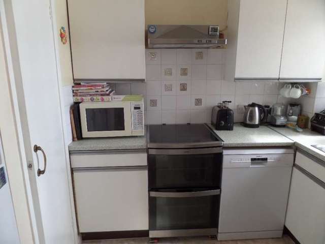  Image of 3 bedroom Terraced house for sale in Priory Street Newport Pagnell MK16 at Newport Pagnell, MK16 9AL