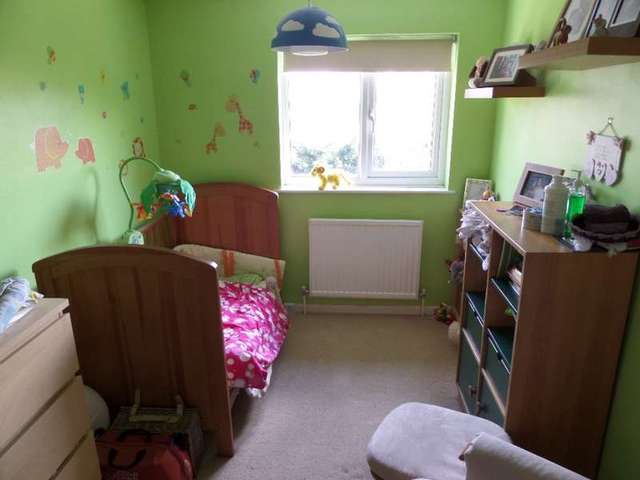  Image of 3 bedroom Semi-Detached house for sale in Ramsay Close Bradwell Milton Keynes MK13 at Milton Keynes, MK13 9HN