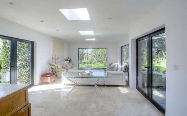  Image of 5 bedroom Detached house for sale in Rectory Lane Angmering Littlehampton BN16 at Angmering Littlehampton Angmering, BN16 4JU