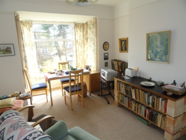  Image of 5 bedroom Semi-Detached house for sale in Redburn Drive Shipley BD18 at Shipley, BD18 3AR