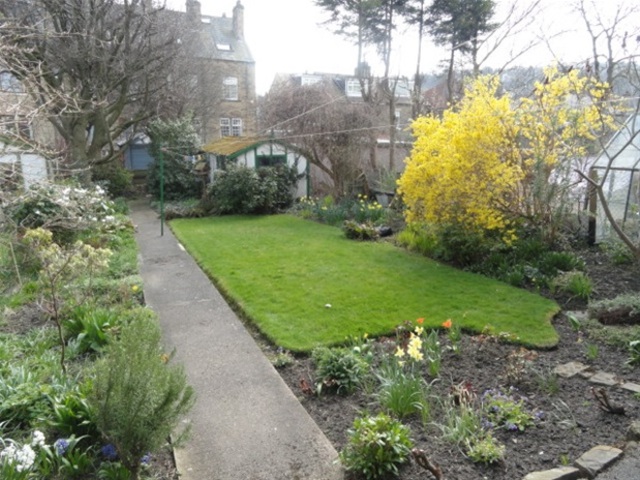 Image of 5 bedroom Semi-Detached house for sale in Redburn Drive Shipley BD18 at Shipley, BD18 3AR