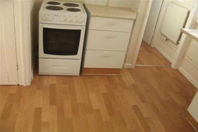  Image of 2 bedroom Flat to rent in Salt Road Stafford ST17 at Stafford, ST17 4DN