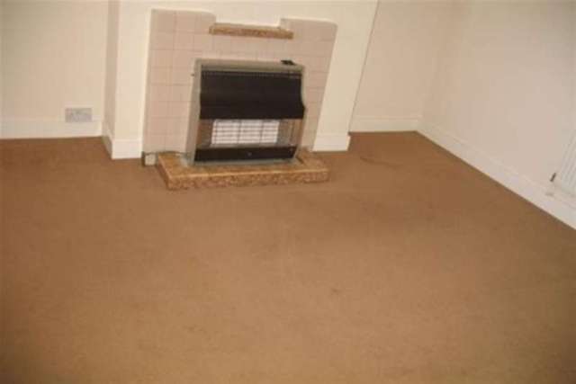  Image of 2 bedroom Flat to rent in Salt Road Stafford ST17 at Stafford, ST17 4DN