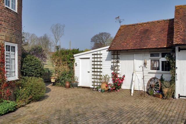  Image of 7 bedroom Detached house for sale in School House Lane Horsmonden Tonbridge TN12 at Horsmonden, TN12 8BT