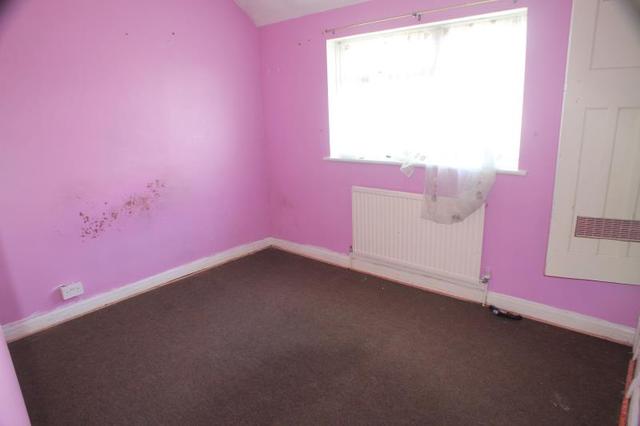  Image of 3 bedroom Terraced house to rent in School Road Dagenham RM10 at Dagenham  Dagenham, RM10 9QB