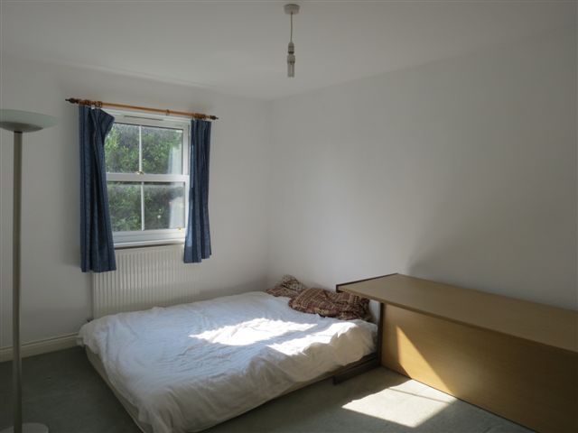  Image of 4 bedroom Terraced house to rent in Seaforth Avenue New Malden KT3 at Motspur Park  London, KT3 6JT