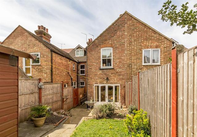  Image of 5 bedroom Terraced house for sale in Selby Avenue St. Albans AL3 at Selby Avenue  St. Albans, AL3 5EN