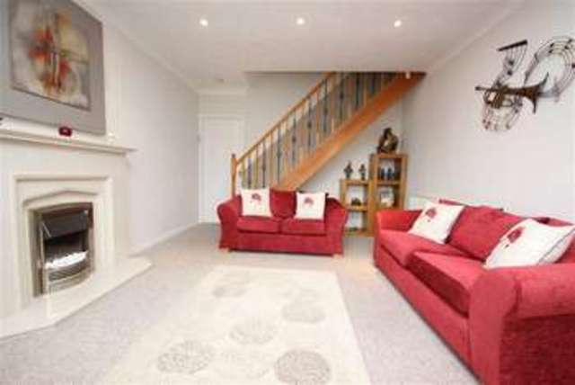  Image of 3 bedroom Property for sale in South View Terrace Rochdale OL16 at Southview Terrace Smithybridge Smithybridge, OL16 2SW