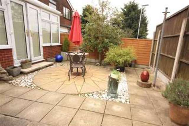  Image of 3 bedroom Property for sale in South View Terrace Rochdale OL16 at Southview Terrace Smithybridge Smithybridge, OL16 2SW