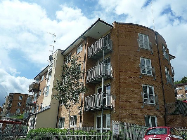 Image of 2 bedroom Flat to rent in St. Hughes Avenue High Wycombe HP13 at High Wycombe, HP13 7TZ