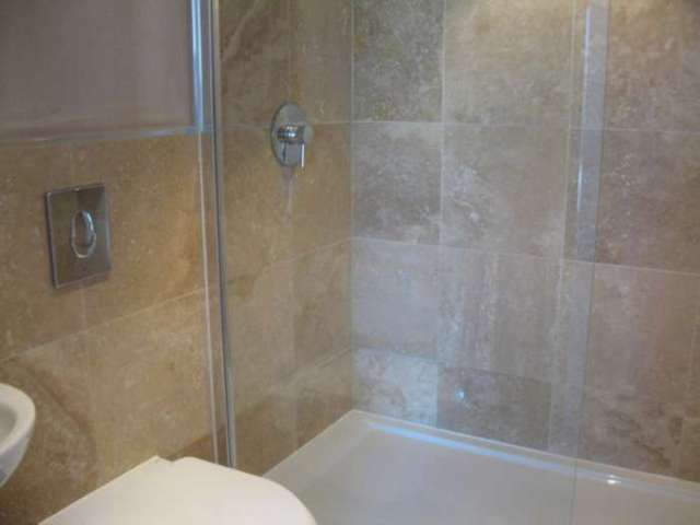  Image of 2 bedroom Apartment to rent in Dovehouse Close St. Neots PE19 at Abbey Gardens, Dovehouse Close  St Neots, PE19 1DW