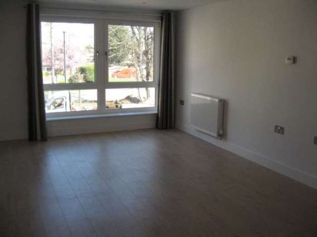  Image of 2 bedroom Apartment to rent in Dovehouse Close St. Neots PE19 at Abbey Gardens, Dovehouse Close  St Neots, PE19 1DW