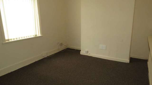  Image of 3 bedroom Terraced house to rent in Stanhope Road Blackpool FY1 at Stanhope Road  Blackpool, FY1 2QY