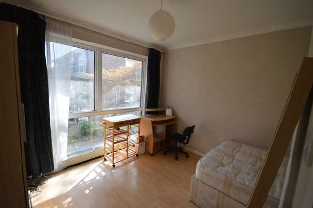  Image of House Share to rent in Jamestown Way London E14 at Newport Avenue Canary Wharf London, E14 2DA
