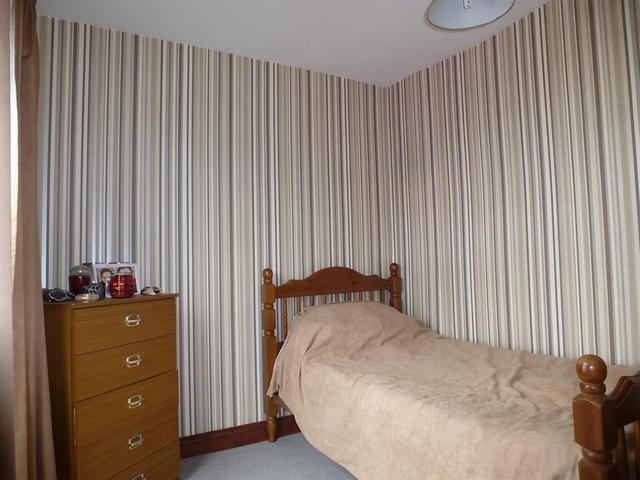  Image of 3 bedroom End of Terrace for sale in The Avenue Lowestoft NR33 at The Avenue  Lowestoft, NR33 7LW