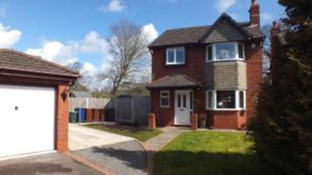  Image of 4 bedroom Detached house for sale in The Chase Leyland PR25 at Leyland Lancashire Leyland, PR25 4SW