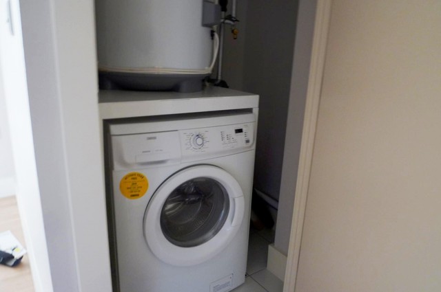  Image of 2 bedroom Flat to rent in Salt Meat Lane Gosport PO12 at Salt Meat Lane  Gosport, PO12 1GH