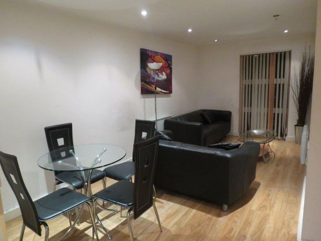  Image of 2 bedroom Apartment to rent in Newton Street Manchester M1 at 72-76 Newton Street  Manchester City, M1 1EU