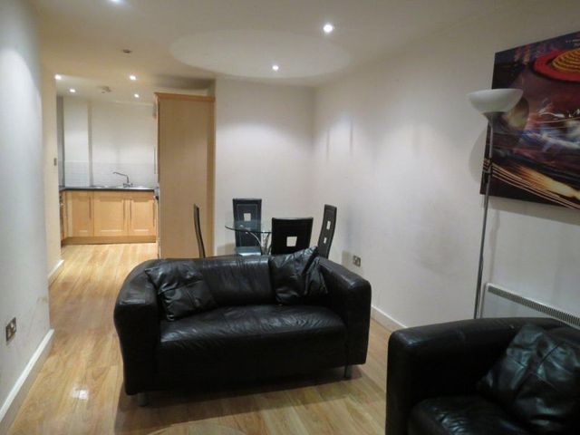  Image of 2 bedroom Apartment to rent in Newton Street Manchester M1 at 72-76 Newton Street  Manchester City, M1 1EU