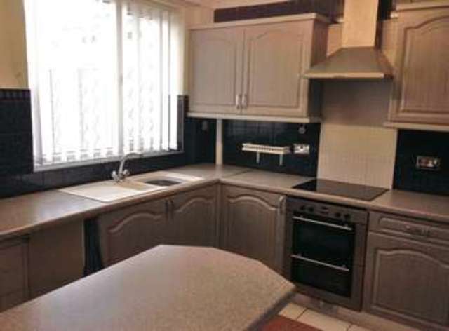  Image of 2 bedroom Semi-Detached house to rent in Tunwell Avenue Sheffield S5 at Tunwell Avenue  Sheffield, S5 9FD