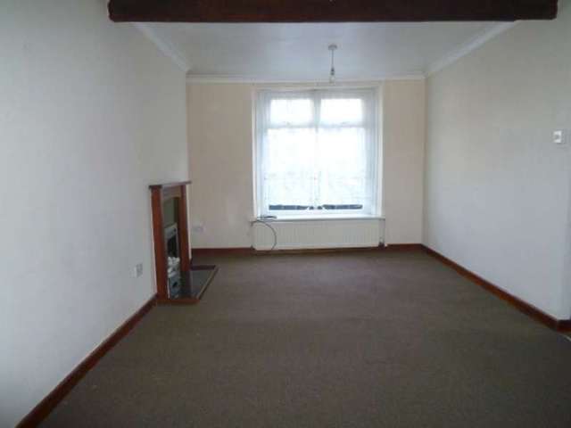  Image of 3 bedroom End of Terrace to rent in Upper Bridge Street Griffithstown Pontypool NP4 at Pontypool, NP4 6JY