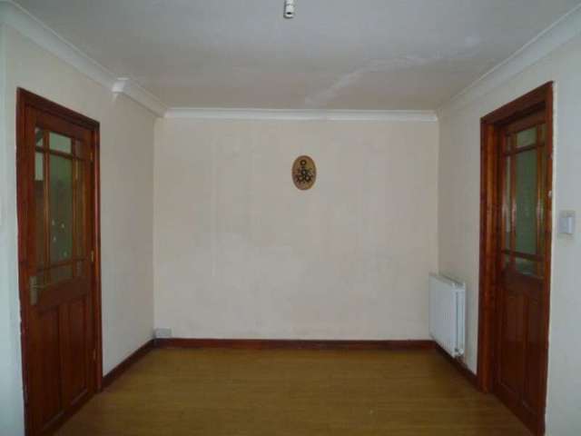  Image of 3 bedroom End of Terrace to rent in Upper Bridge Street Griffithstown Pontypool NP4 at Pontypool, NP4 6JY