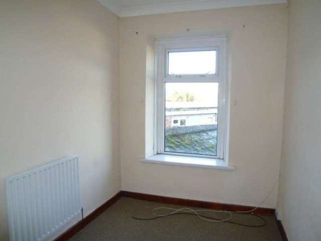  Image of 3 bedroom End of Terrace to rent in Upper Bridge Street Griffithstown Pontypool NP4 at Pontypool, NP4 6JY