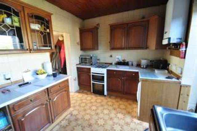  Image of 3 bedroom Terraced house to rent in Upton Road Bexleyheath DA6 at Bexleyheath Kent Bexleyheath, DA6 8LN