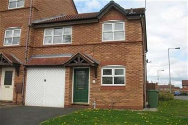  Image of 3 bedroom Detached house to rent in Virginia Avenue Stafford ST17 at Stafford, ST17 4YA