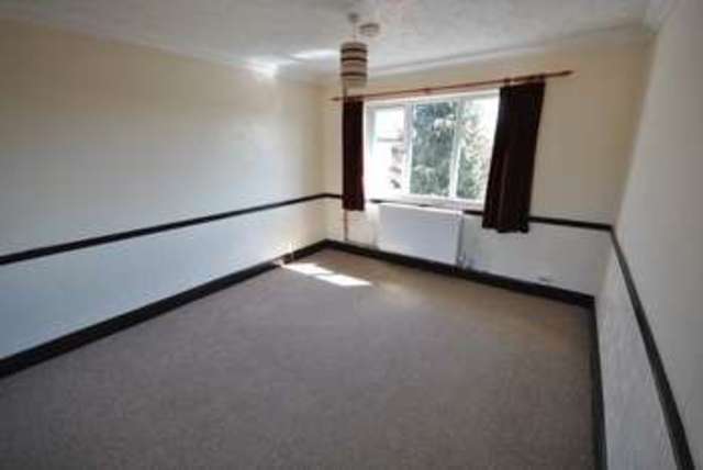  Image of 2 bedroom Flat for sale in Waldegrave Norwich NR5 at Waldegrave  Norwich, NR5 9AW
