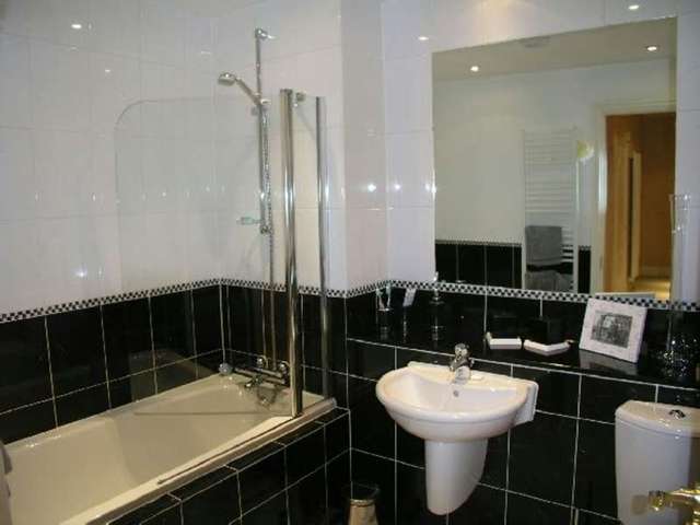 Image of 2 bedroom Apartment to rent in Westholme Close Congleton CW12 at West House  Congleton, CW12 4FZ