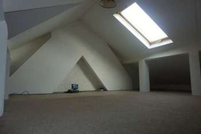  Image of 4 bedroom Terraced house to rent in West Road Westcliff-on-Sea SS0 at West Road  Westcliff-On-Sea, SS0 9DB