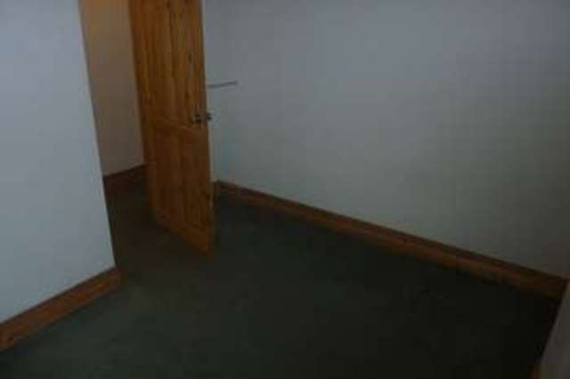  Image of 4 bedroom Terraced house to rent in West Road Westcliff-on-Sea SS0 at West Road  Westcliff-On-Sea, SS0 9DB