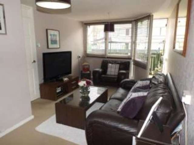  Image of 2 bedroom Maisonette for sale in Baddow Close Woodford Green IG8 at Woodford Green  Woodford, IG8 7JE