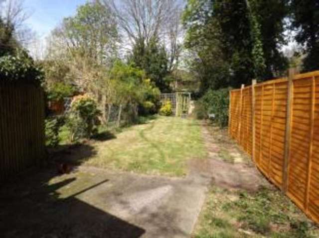  Image of 2 bedroom Maisonette for sale in Avon Close Worcester Park KT4 at Worcester Park  Worcester Park, KT4 7AH