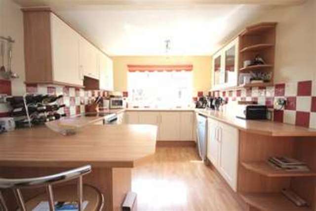  Image of 3 bedroom Property for sale in Beaufort Road Wroughton Swindon SN4 at Beaufort Road Wroughton Wroughton, SN4 9HQ