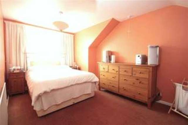  Image of 3 bedroom Property for sale in Beaufort Road Wroughton Swindon SN4 at Beaufort Road Wroughton Wroughton, SN4 9HQ