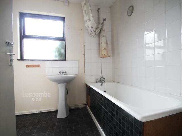  Image of 1 bedroom Flat to rent in York Place Newport NP20 at Newport  Newport, NP20 4GB