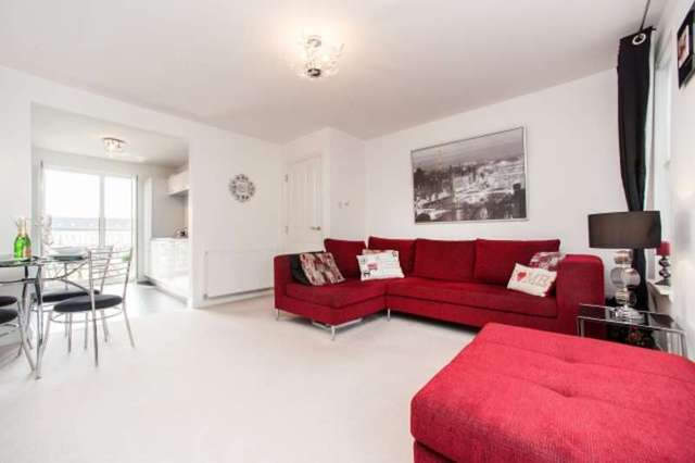  Image of 2 bedroom Flat for sale in London Road Glasgow G31 at London Road  Glasgow, G31 4QE