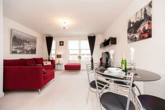  Image of 2 bedroom Flat for sale in London Road Glasgow G31 at London Road  Glasgow, G31 4QE