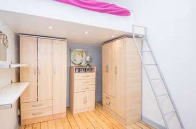  Image of 2 bedroom Flat for sale in Spottiswoode Street Edinburgh EH9 at Spottiswoode Street Marchmont Edinburgh, EH9 1ER