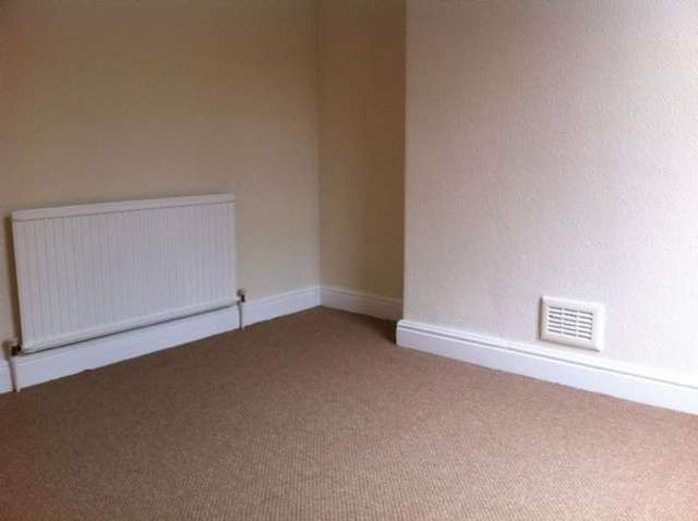  Image of 2 bedroom Terraced house to rent in Ewart Road Nottingham NG7 at Ewart Road Forest Fields Nottingham, NG7 6HG