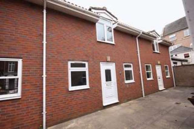  Image of 2 bedroom Terraced house to rent in Market Street Crediton EX17 at Market Street  Crediton, EX17 2AJ
